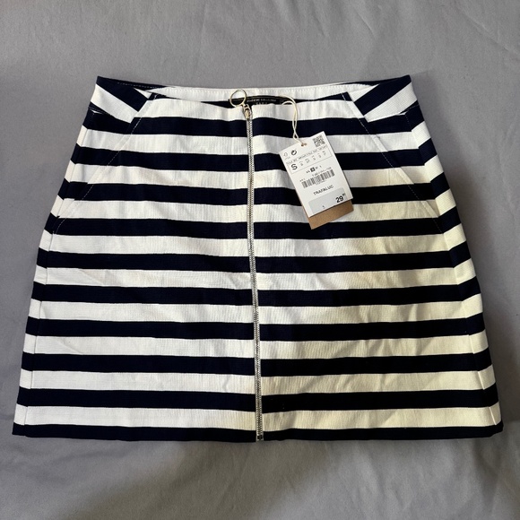 Zara skirt - Picture 1 of 1